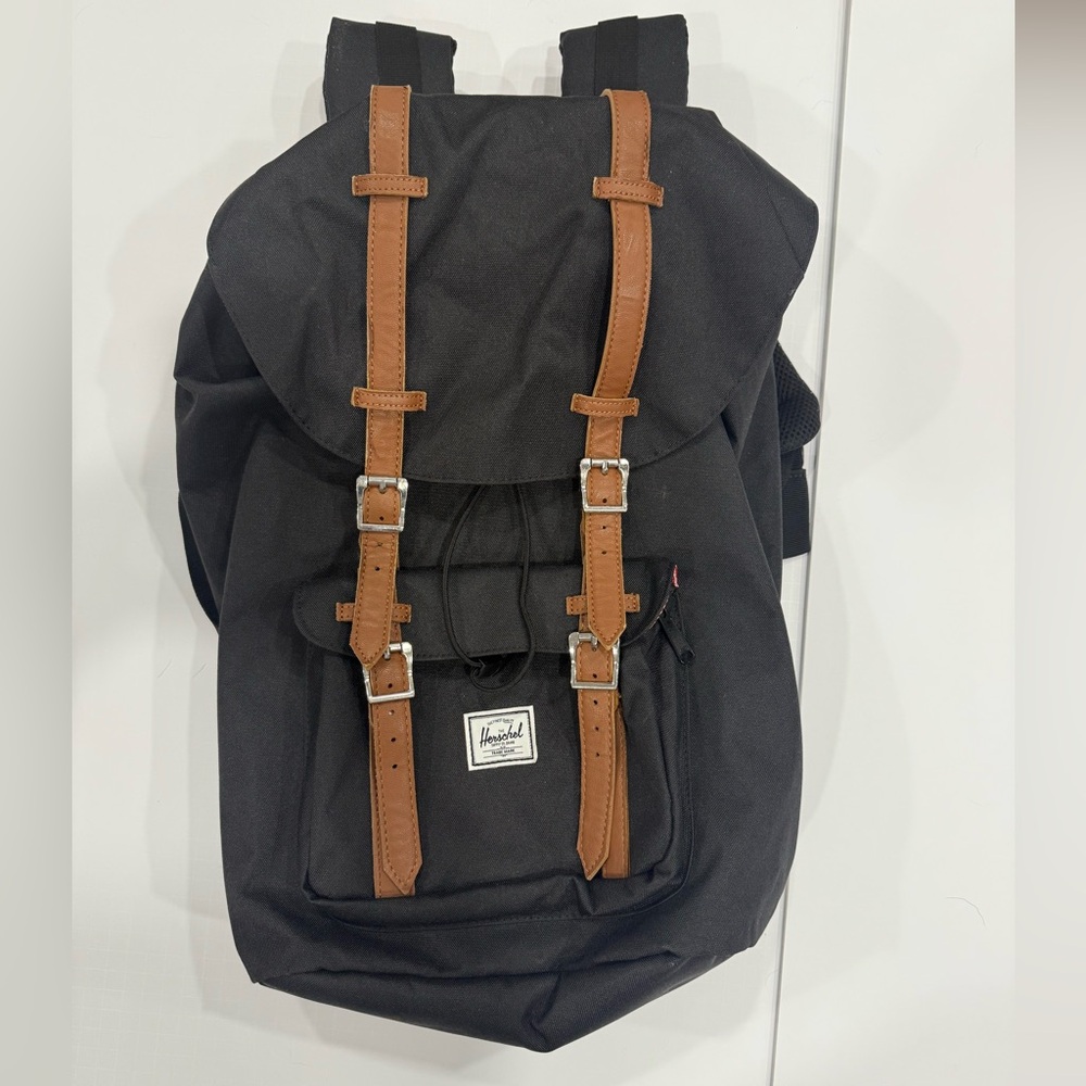 Herschel Supply Company Classic Black Backpack with Brown Straps - Picture 4 of 8